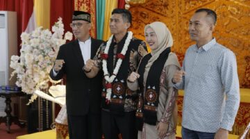Rekonsiliasi Terjaga: Momen Salam Komando GAM Pase dan Kapolda Baru di Bumi Serambi Mekkah